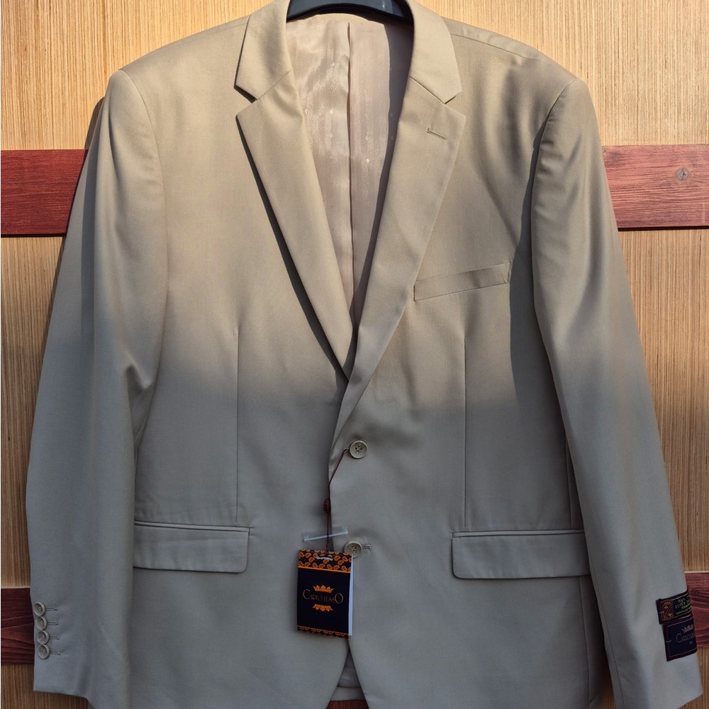 Carlo Lusso Super Deluxe Tan Suit